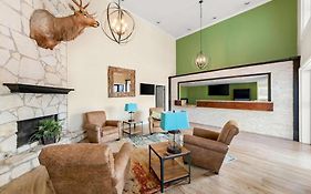 Best Western Executive Inn  2*